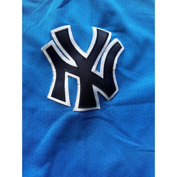 VTG MLB New York Yankees Rare Majestic Jersey L Baby Blue Made In USA - Picture 4 of 7